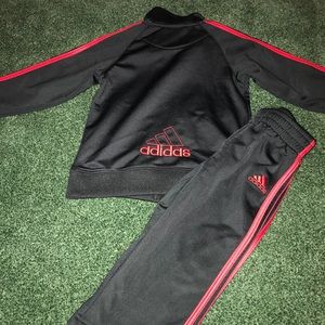 Adidas baby boy tracksuit 24m but runs big!